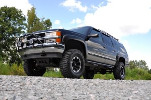 Chevrolet K1500 Suburban Suspension Lift Kit - Rough Country - 6 Inch Lift Kit | V2 - '92-'99